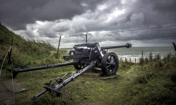 PAK 40